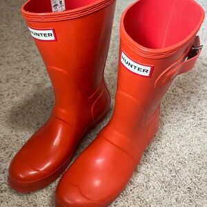 EUC Hunter boots Size 7